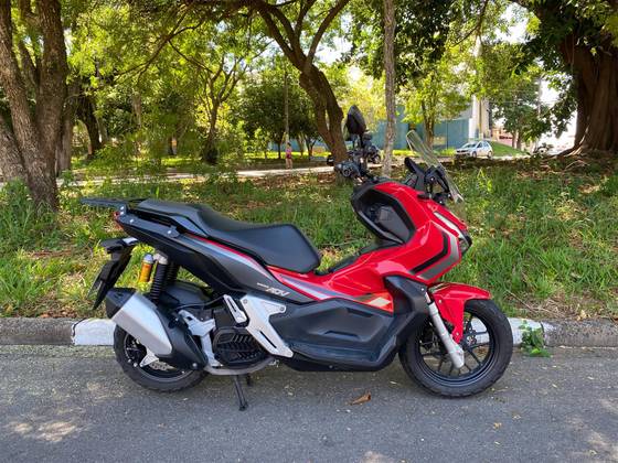 HONDA ADV 